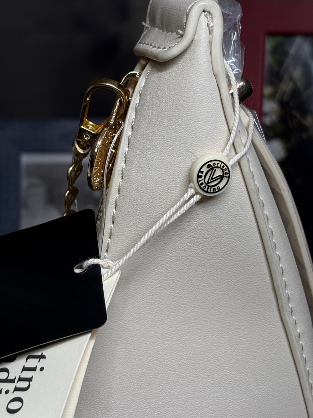Valentino Orlandi White Hobo Bag with Coin Pouch - Picture 7 of 11